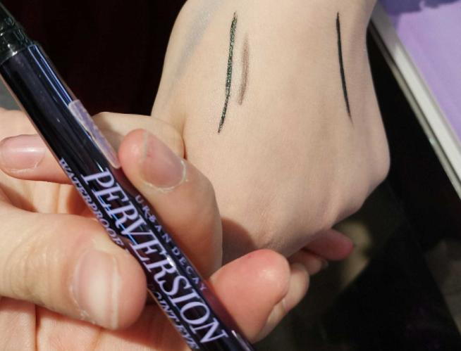 眼线笔断货王,爆款防水不晕染眼线笔