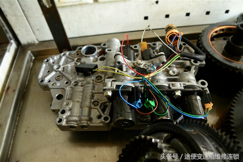 马自达at变速箱低速顿挫,马自达6变速箱跳挡怎么回事