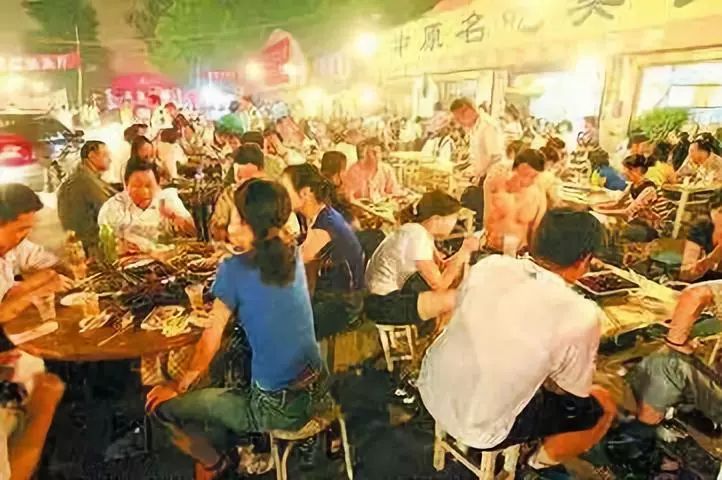 浙江15岁少年，一碗炒饭称霸路边摊！消防蜀黍：炒饭好吃也别“上火”~