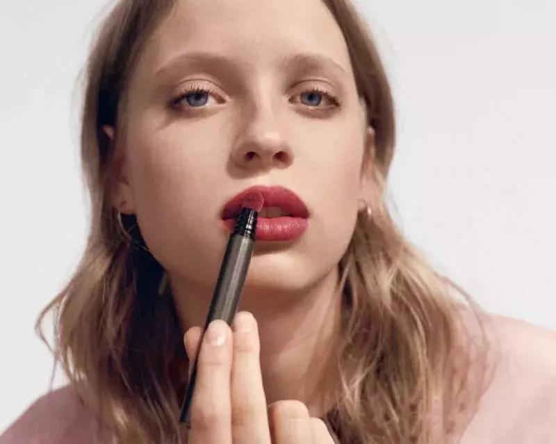 完了！YSL这季新品要重回星辰巅峰！Dior、CPB都颤抖！