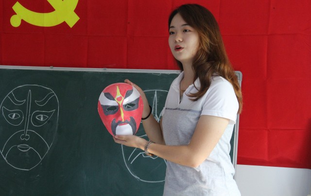 画京剧脸谱幼儿园简单易学,画脸谱学校社团