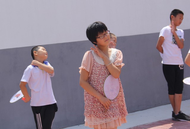 画京剧脸谱幼儿园简单易学,画脸谱学校社团