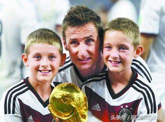 足坛历史十大10号巨星,足坛历史十大巨星排名