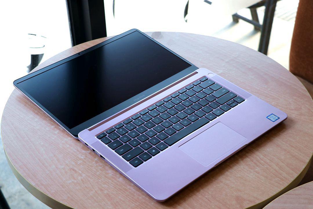 轻薄便携超强性能不抢购,荣耀MagicBook定价实惠