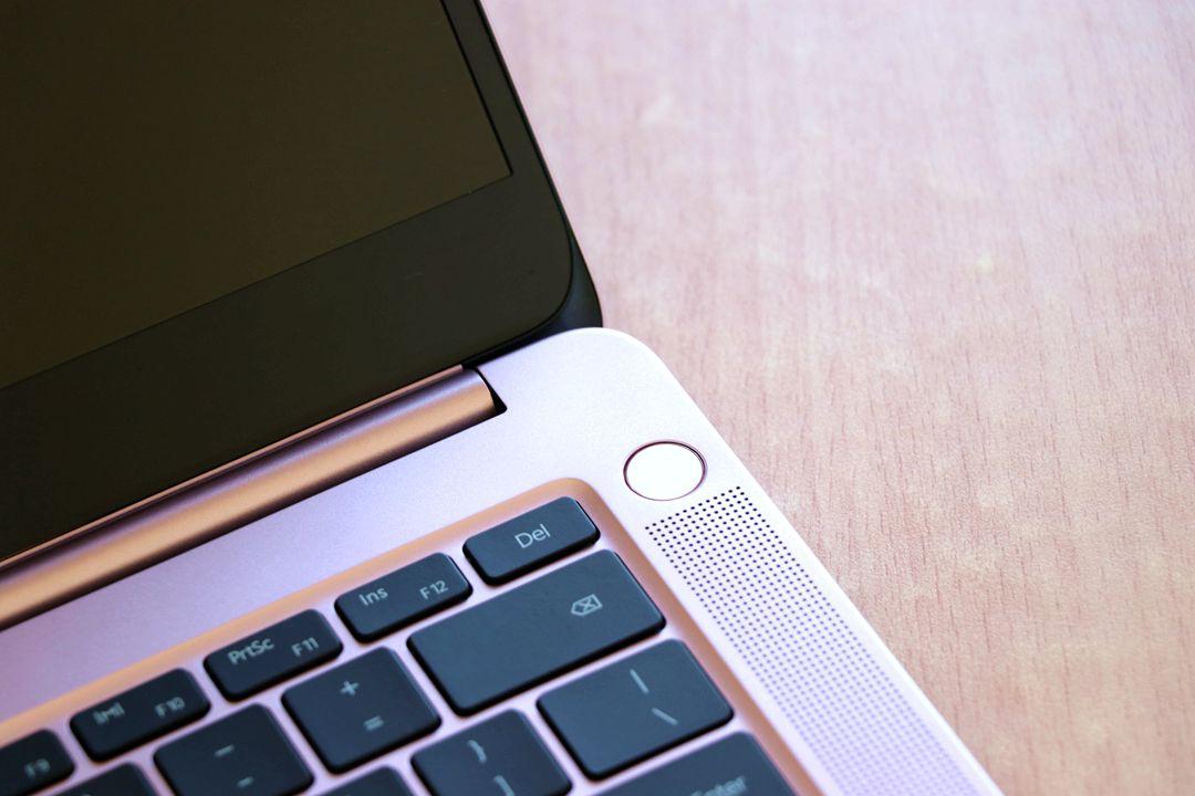 轻薄便携超强性能不抢购,荣耀MagicBook定价实惠