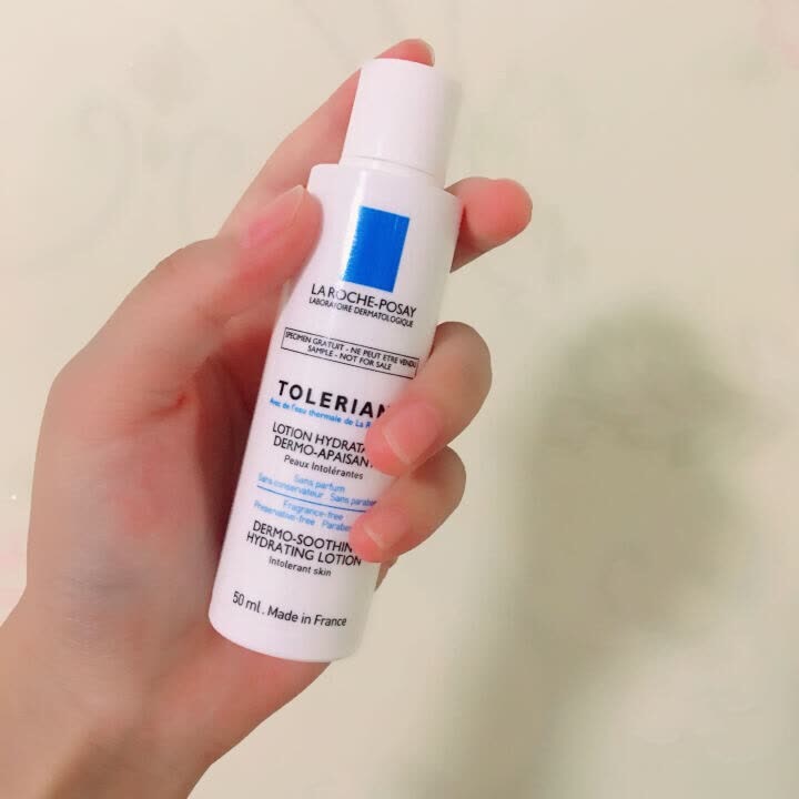 油性皮肤爱长痘推荐,控油保湿解决长痘痘