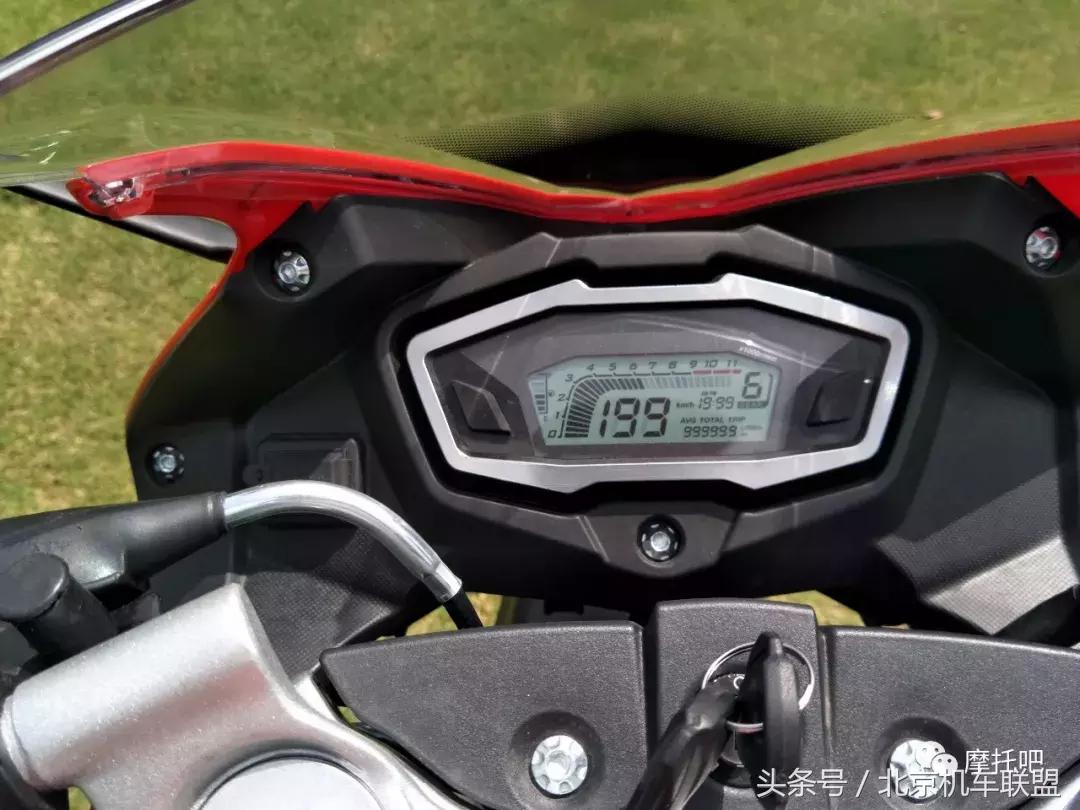 无极300rr和无极250rr选哪个,无极300r和300rr哪个值得入手