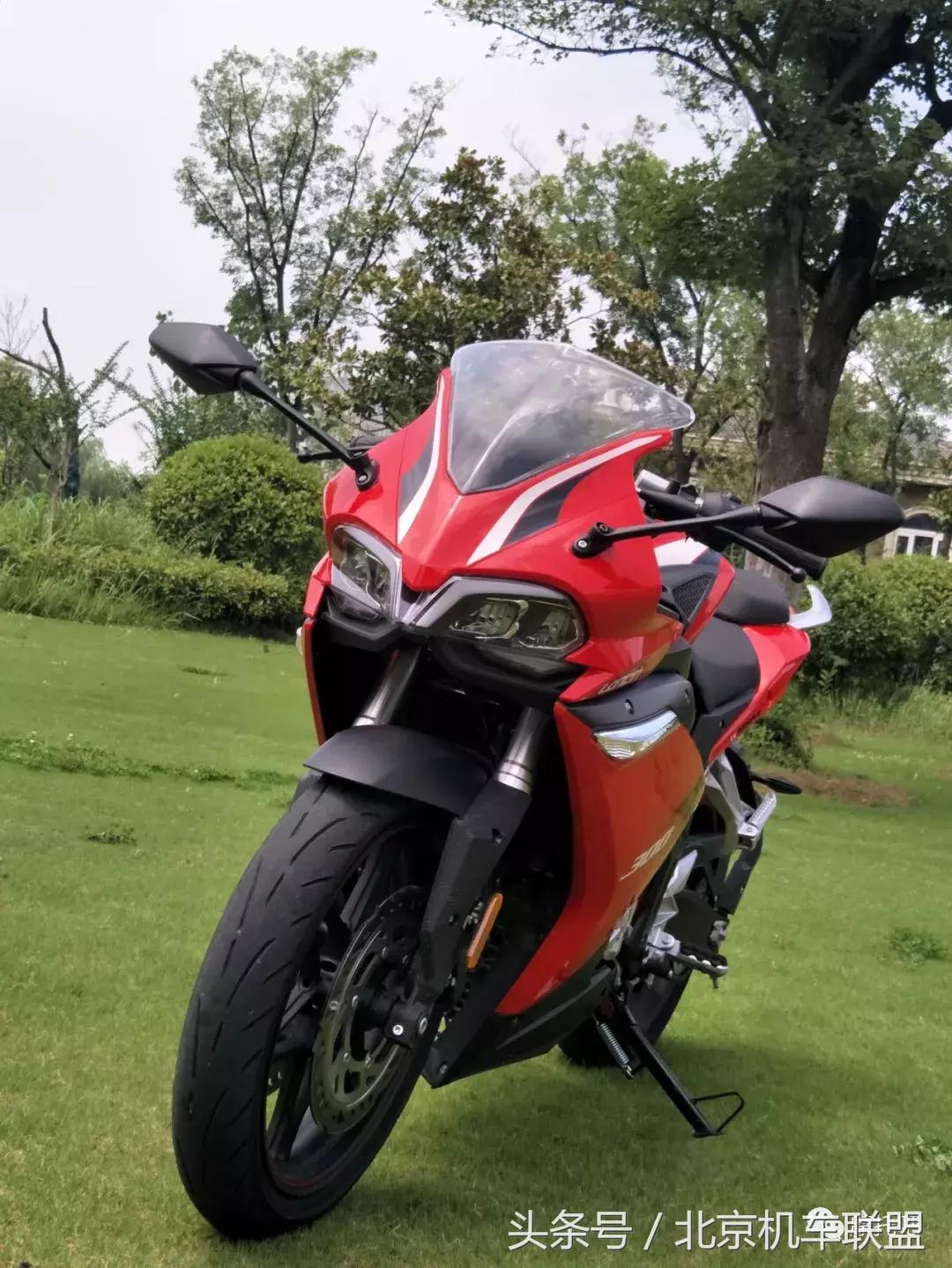 无极300rr和无极250rr选哪个,无极300r和300rr哪个值得入手