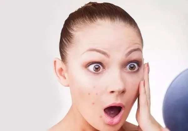 除螨喷雾除被子上的螨虫有效果吗,被子有螨虫不洗怎样去螨