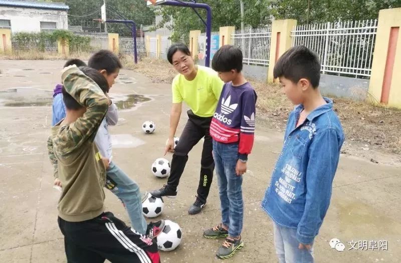 巾帼风采的妈妈,阜阳足球妈妈