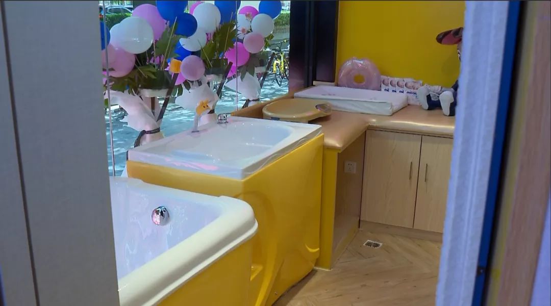 坐月子中暑症状最快缓解方法,三伏天坐月子起痱子了怎么办