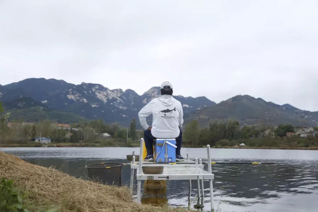 深水钓大鱼调漂的正确方法,深水钓大鱼打窝