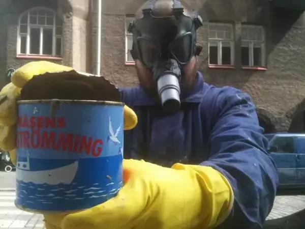 世界上最臭的鲱鱼罐头到底有多臭,世上最香的东西鲱鱼罐头到底多臭