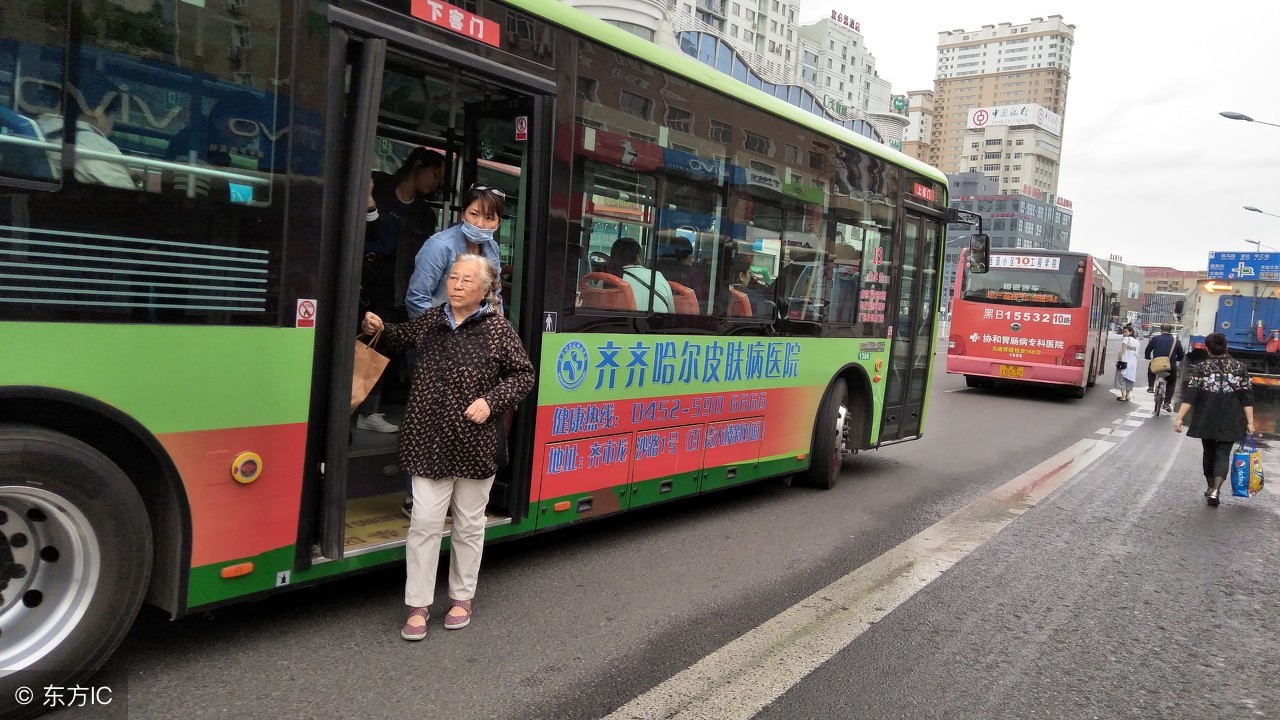 太原公交刷卡机旧,太原公交怎么刷乘车码