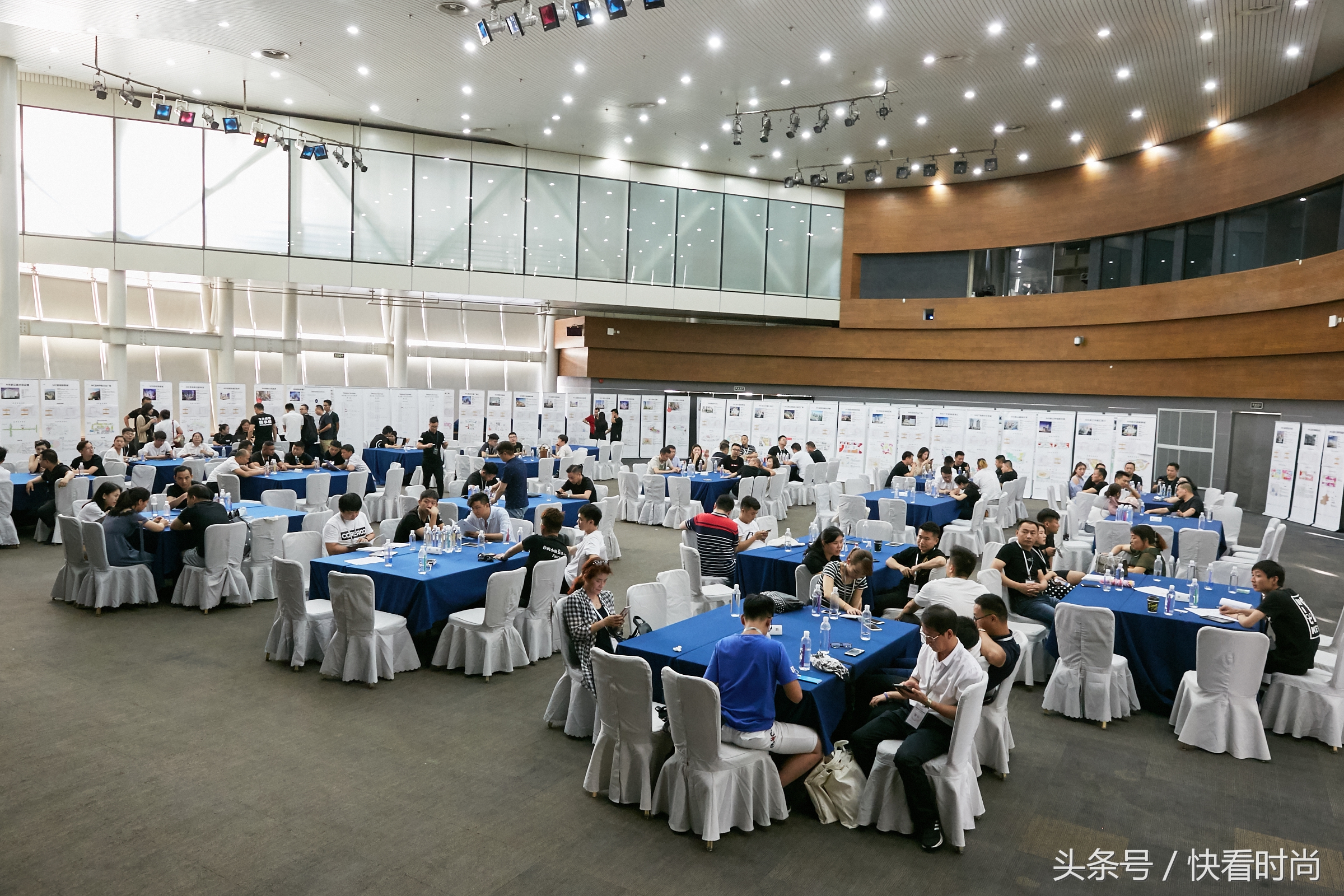 目前比较火的实体连锁店加盟推荐,最近特别火的加盟店实体店