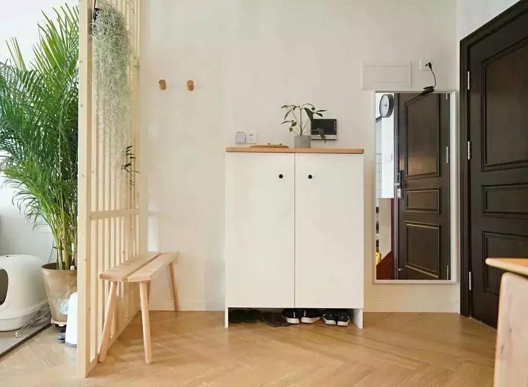 进门就是客厅没有玄关怎么办,进门一字型客厅餐厅一体没有玄关