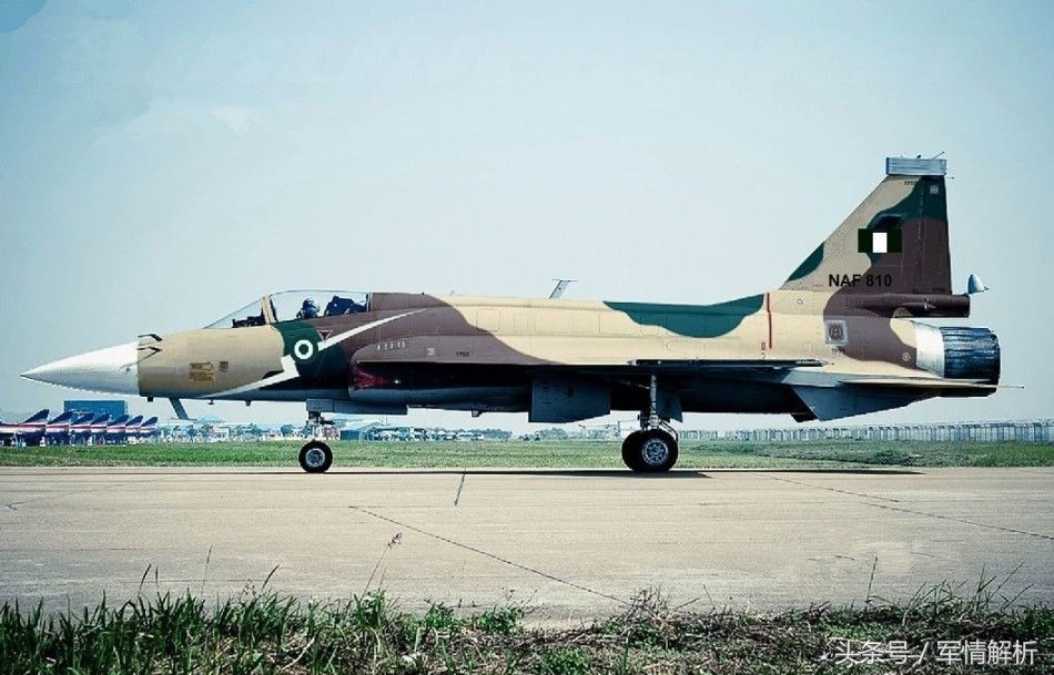 枭龙战机斩获非洲订单，价格为F16的五分之一，未来或造上千架