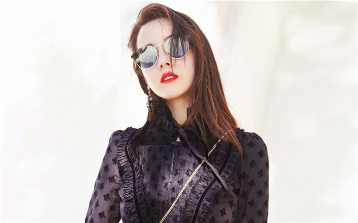 球星对迪丽热巴的评价,哪一个足球明星喜欢迪丽热巴