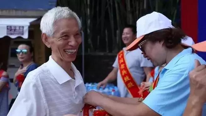 8月1日,花田酒地这场免费军旅很暖心···