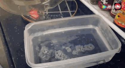 冰箱里放一百元钱有什么作用,冰箱放钞票有什么妙用