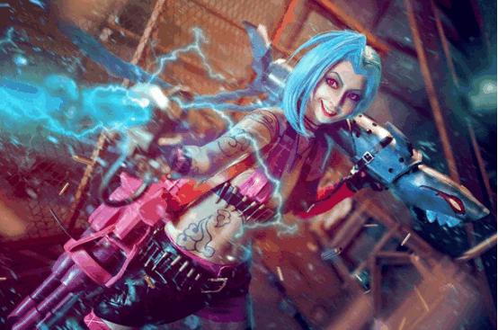 LOL暴走萝莉打小炮这种打法轻松碾压，如今热门一姐毋庸置疑了