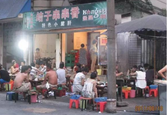 钢管厂五厂小郡肝串串怎么火的,小郡肝串串香钢管厂五区宽窄巷子