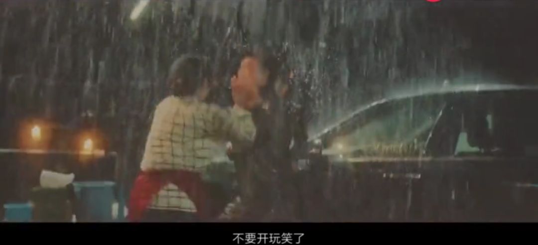 《拳王》真人版创作：八神成为流浪汉，不知火舞被黑社会殴打！