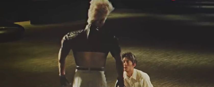 《拳王》真人版创作：八神成为流浪汉，不知火舞被黑社会殴打！