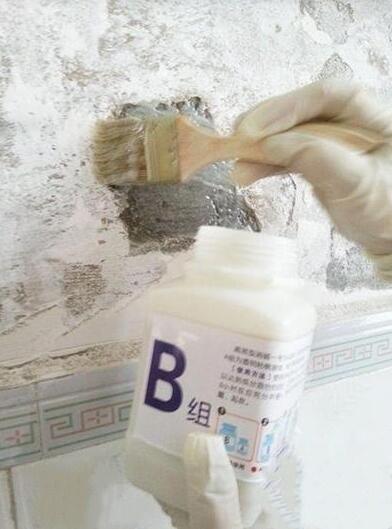 刚装修的房子为什么返潮,新房子还没入住就反碱了怎么补救