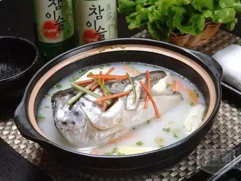 三文鱼是生吃好吃还是熟吃好吃,国内淡水养殖三文鱼能不能生吃