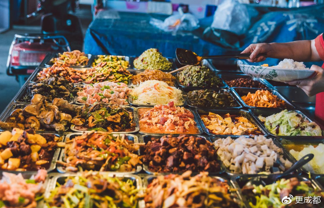 成都版士林夜市,便宜又好吃,周末请带好你的胃一家家挨到吃!