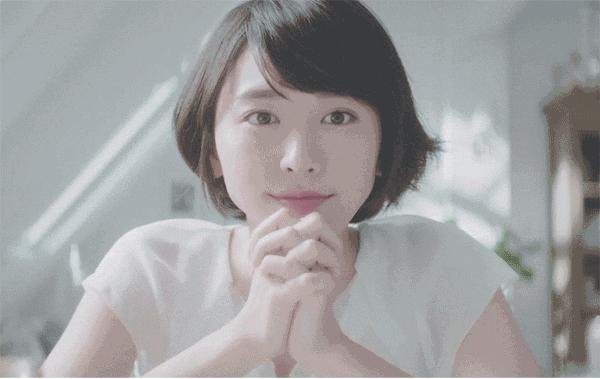 在家怎么把短发剪得有层次感,短发前方怎么剪得更自然