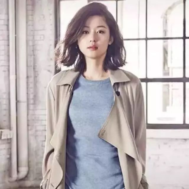 在家怎么把短发剪得有层次感,短发前方怎么剪得更自然