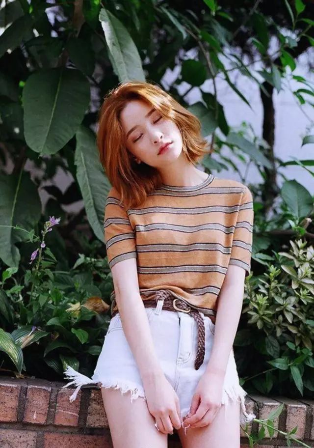 在家怎么把短发剪得有层次感,短发前方怎么剪得更自然