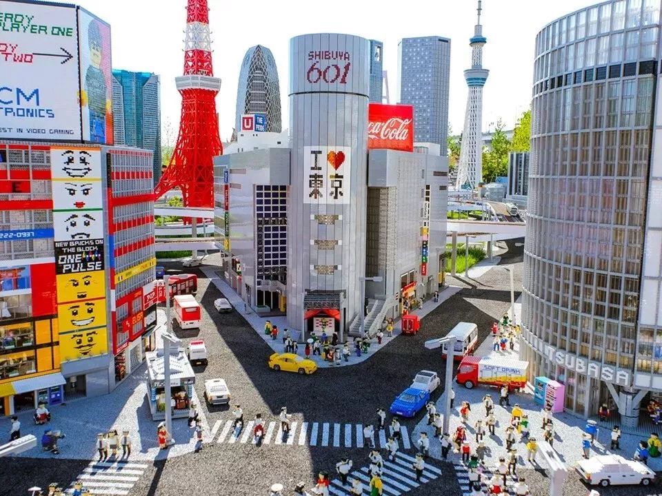 风靡全球！魔都最新网红展！国内首个“宫崎骏”动画展、LEGO乐高、长靴皇后……全来了！