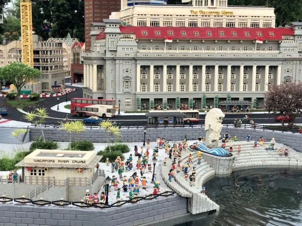 风靡全球！魔都最新网红展！国内首个“宫崎骏”动画展、LEGO乐高、长靴皇后……全来了！