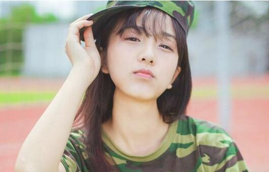 军训晒黑后用什么能快速白回来,军训晒黑了20分钟恢复