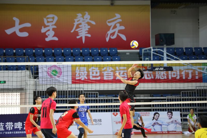 「省运」今天，激烈的省运赛场发生了一个暖心的故事……