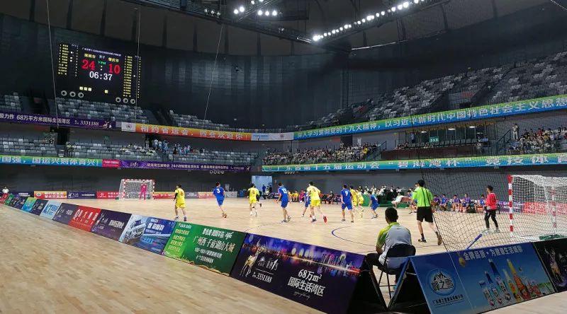 「省运」今天，激烈的省运赛场发生了一个暖心的故事……