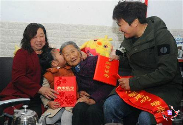 父母不讲理怎么孝顺,父母不讲理怎么让他们道歉