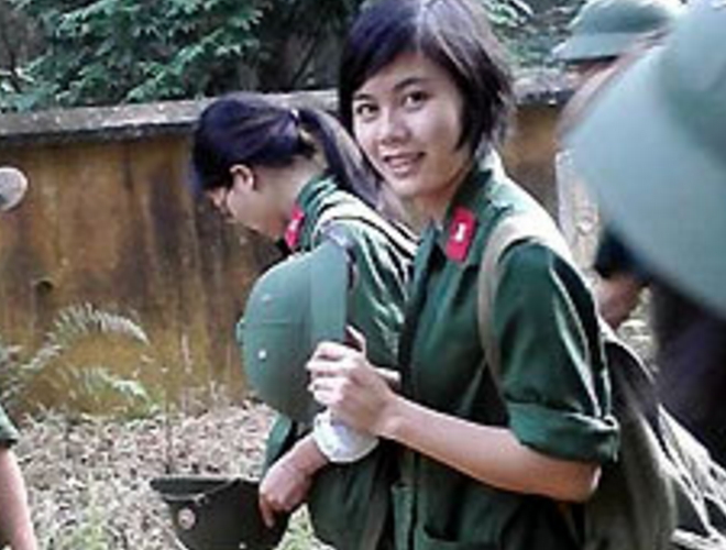 中越战争击毙越南女兵,中越战争越军俘虏