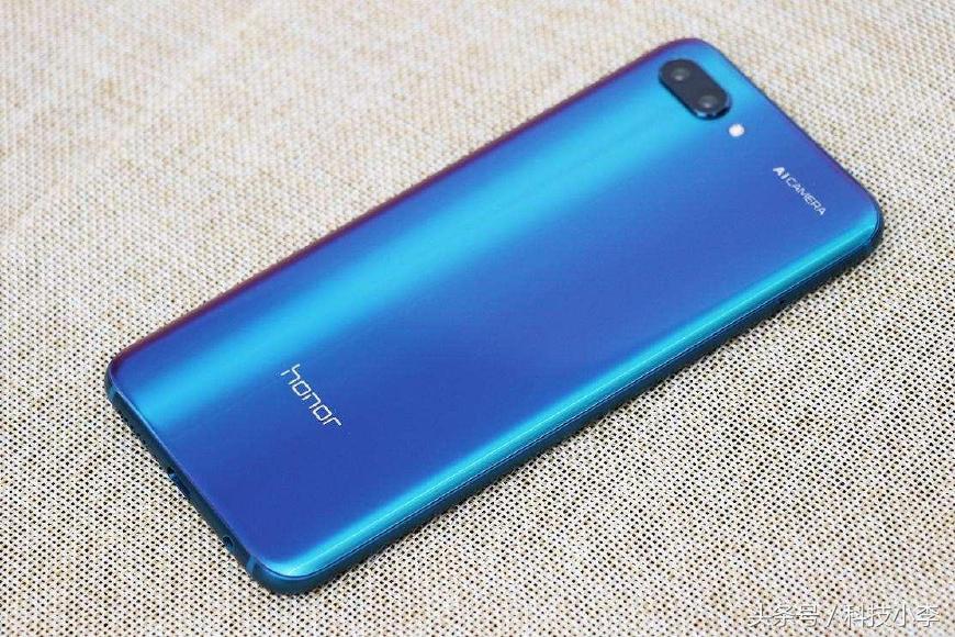 荣耀10gt还值得购买吗,荣耀10gt的详细参数