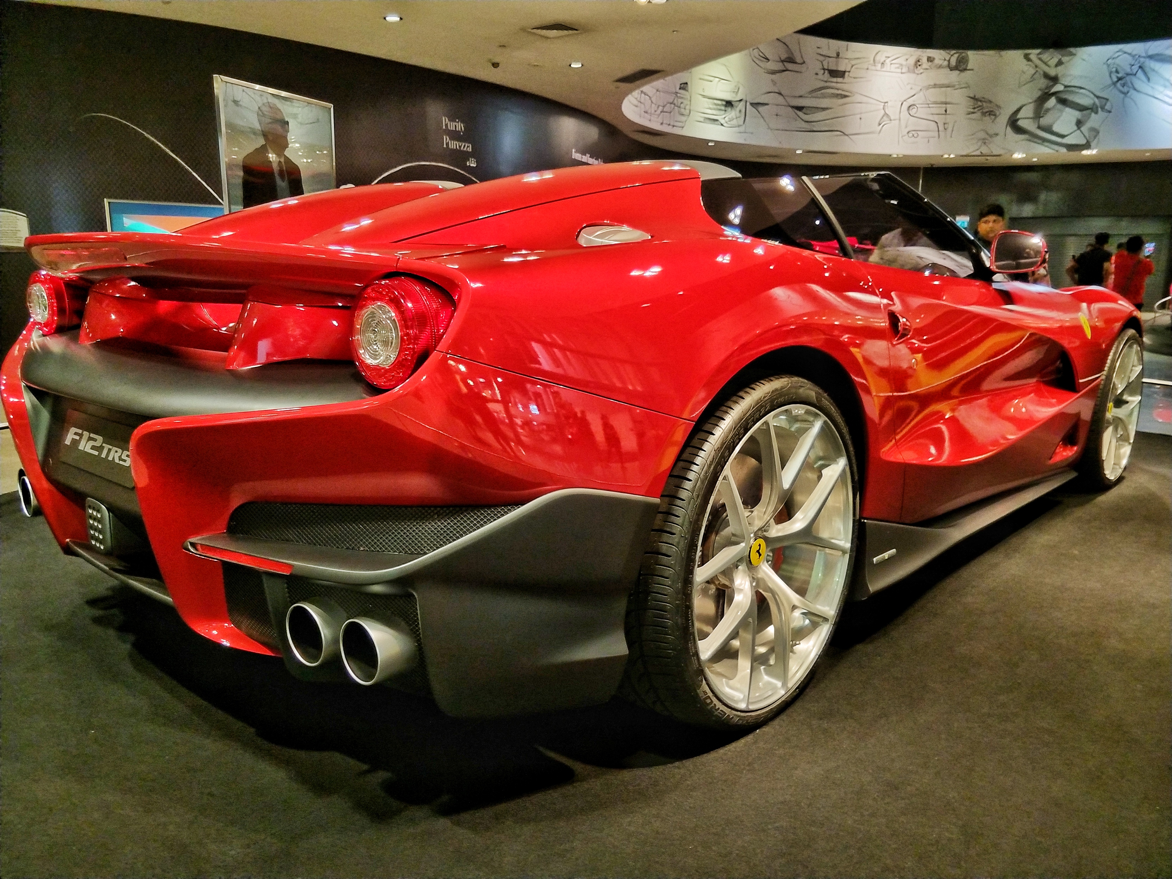 去阿联酋阿布扎比法拉利乐园玩,阿联酋迪拜法拉利公园