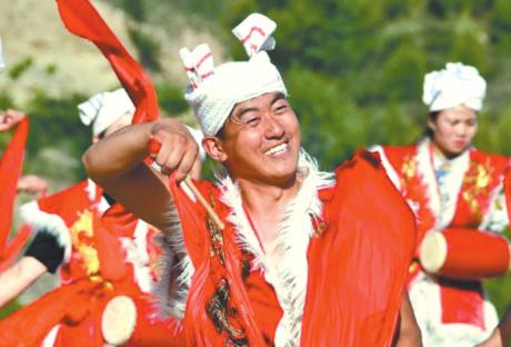 安塞腰鼓表演团队版,安塞腰鼓舞动新时代