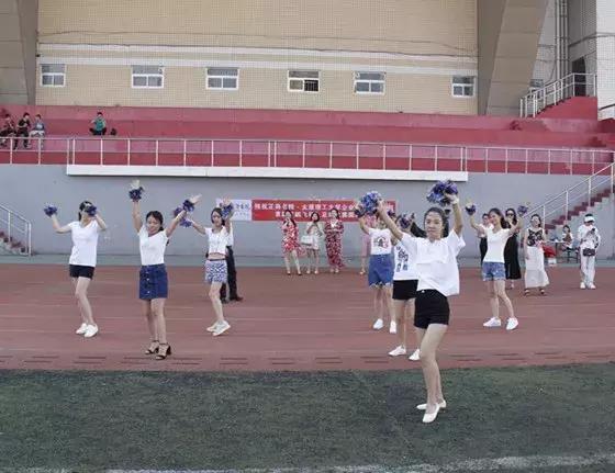 正商书院羽毛球交流赛,青年企业家足球赛