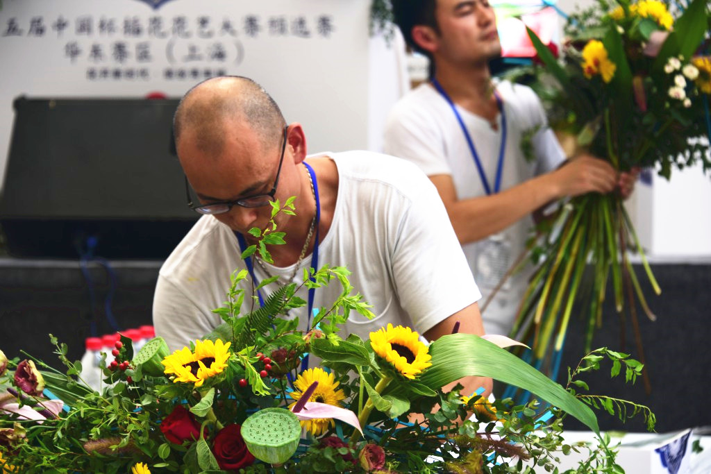 虹桥古玩城举行插花“世界杯”选拔赛