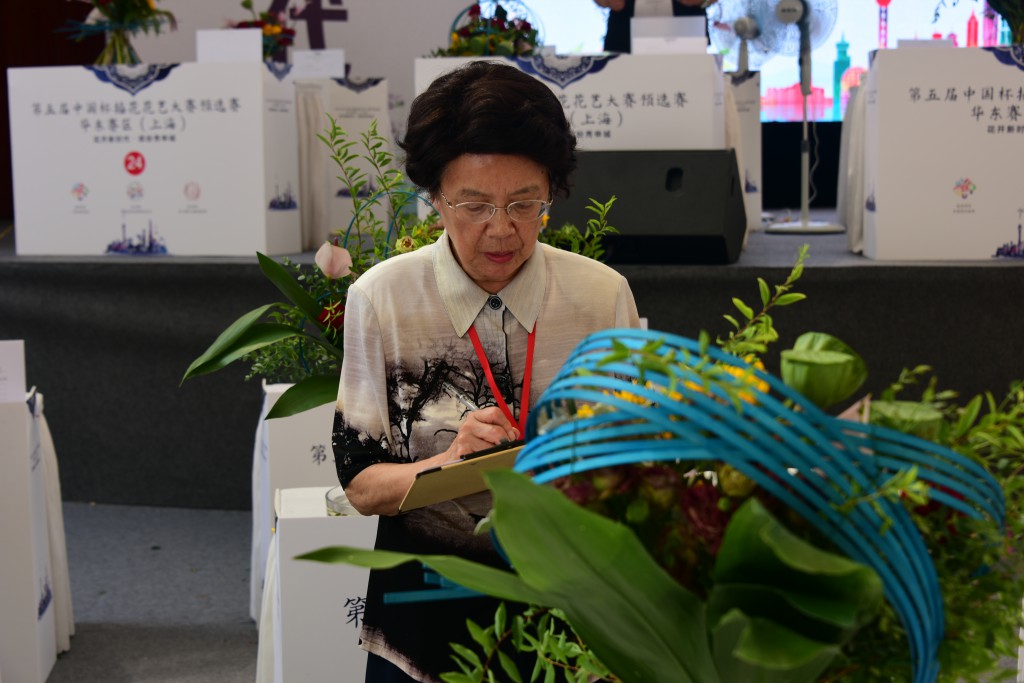 虹桥古玩城举行插花“世界杯”选拔赛