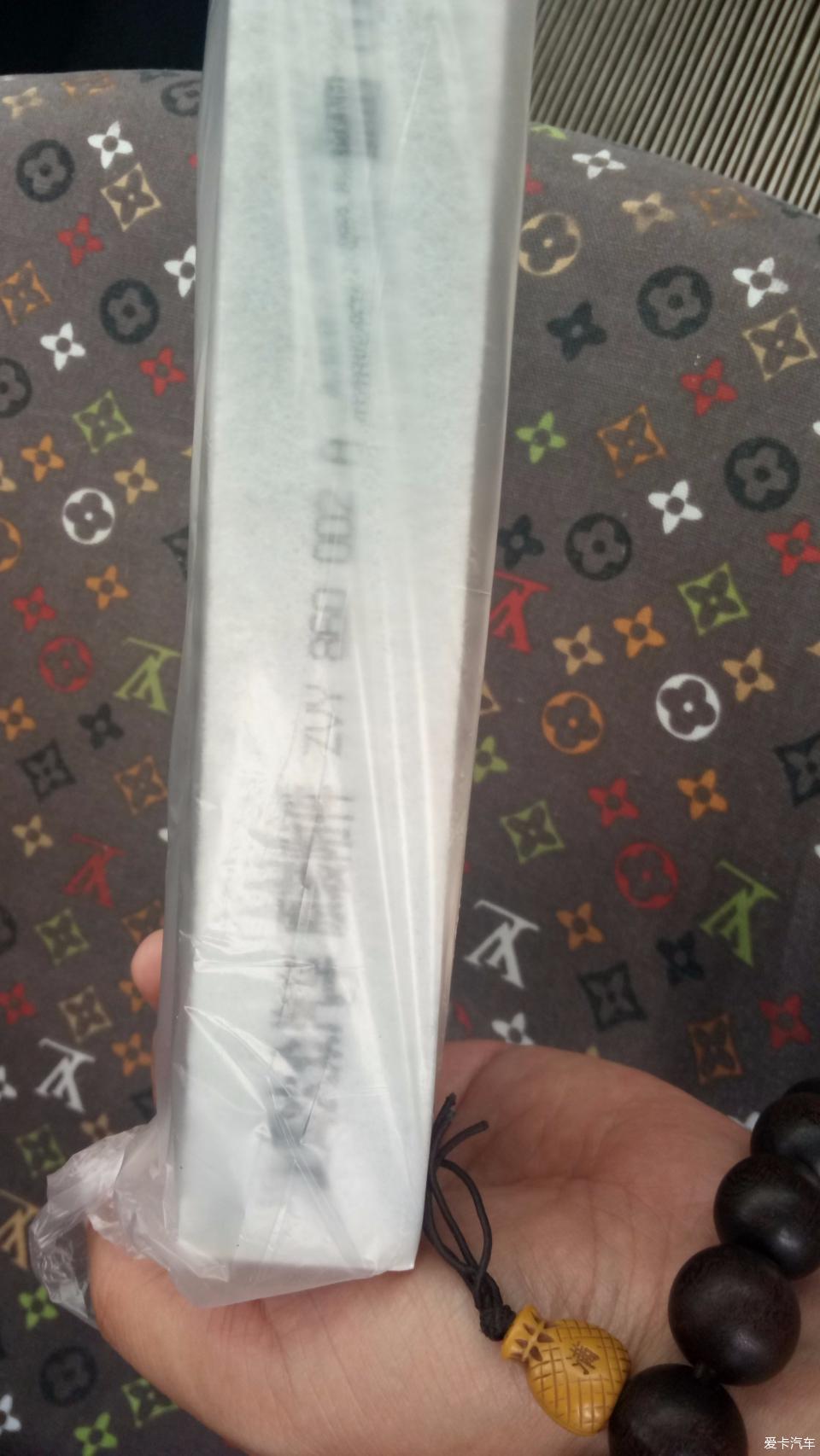 桑塔纳空调滤芯更换教程,自己动手换空调滤芯17款