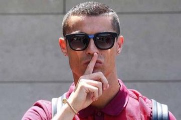 内马尔c罗梅西都在哪个俱乐部,为啥c罗和梅西的年薪越来越低