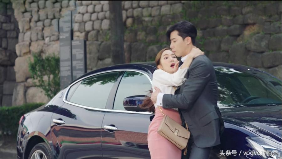 金娜娜朴敏英包包,朴敏英演的金秘书